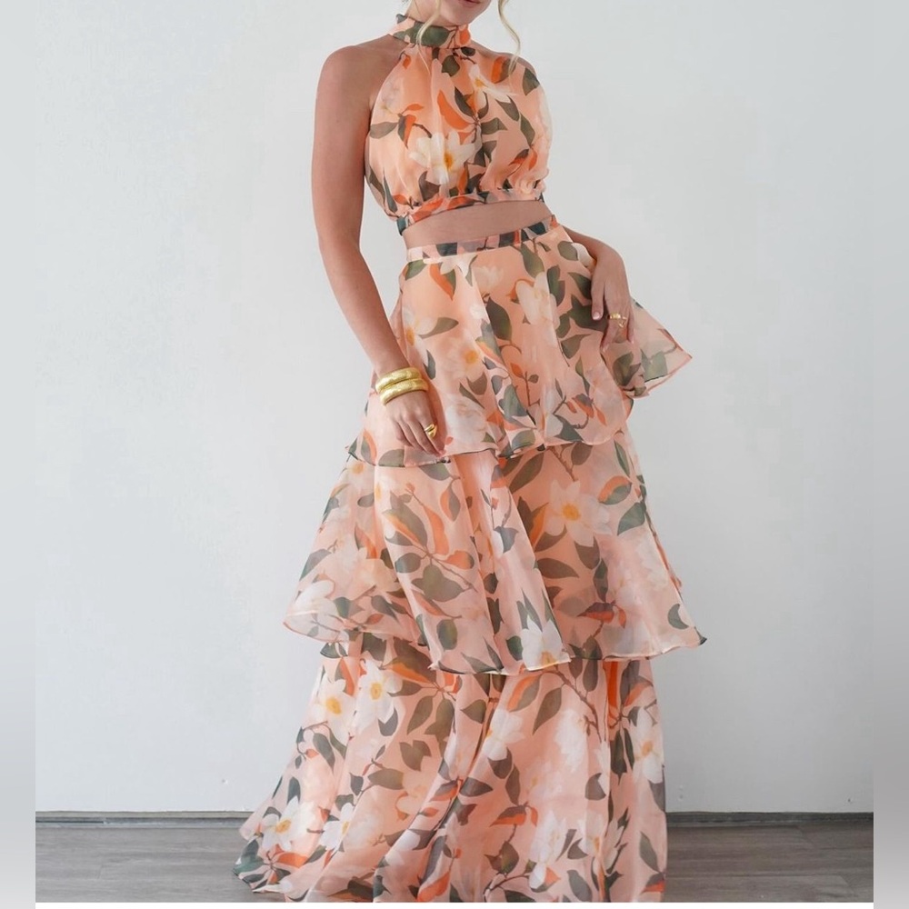 Matching multi tiered set